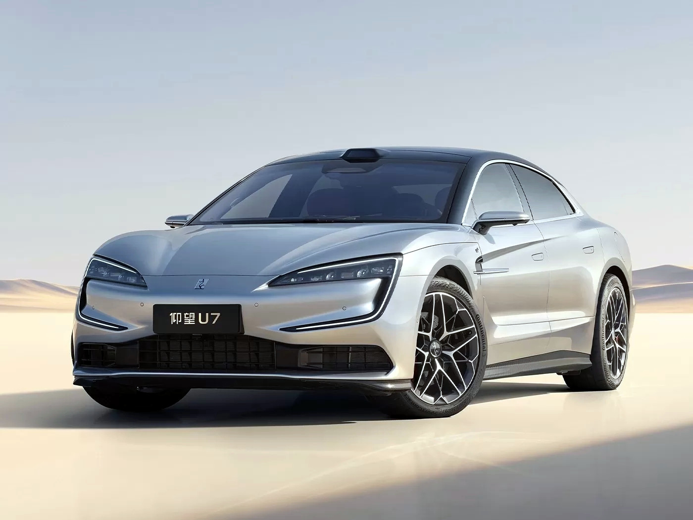 比亞迪仰望U7 電動與混合動力并行，水平對置發動機引領豪華新境界